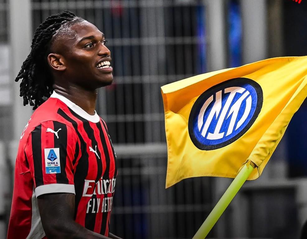 同时伴随着, 米兰的故事, 米兰对你感 同时伴随着, 米兰的故事, 米兰对你感